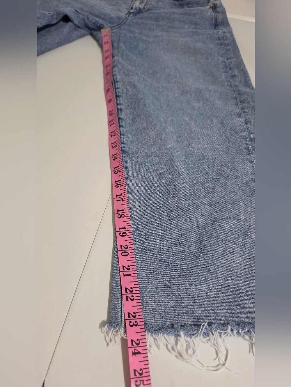 KUT From The Kloth Gwen Jeans 6P Wide Leg Slouchy High Rise Raw Hem Crop Denim - Picture 11 of 12